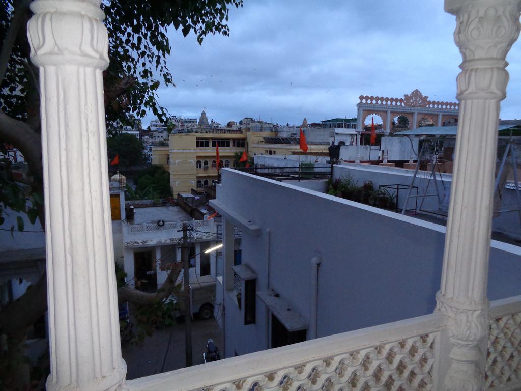The Royal Lake View Villa Udaipur Exteriör bild