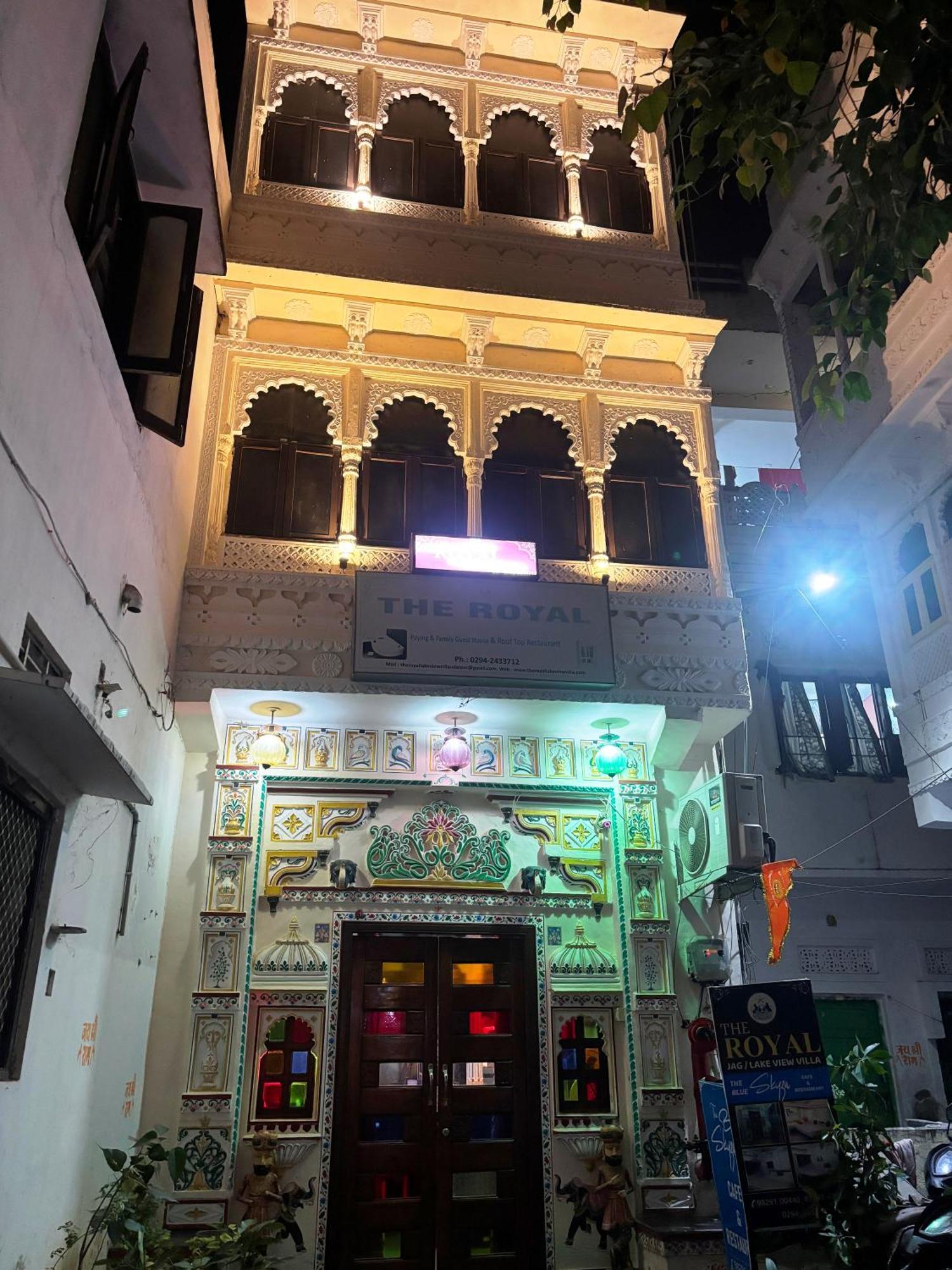 The Royal Lake View Villa Udaipur Exteriör bild